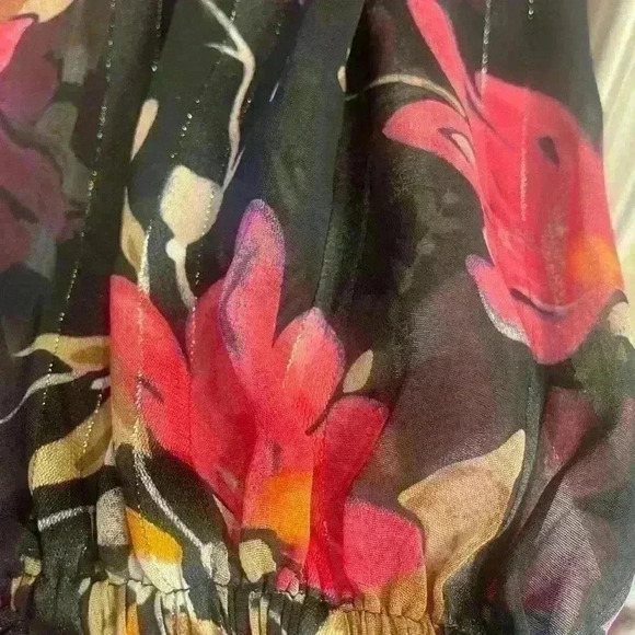 Pretty, sheer floral dress. Beautiful colors. Never worn. Size Large - Picture 4 of 6